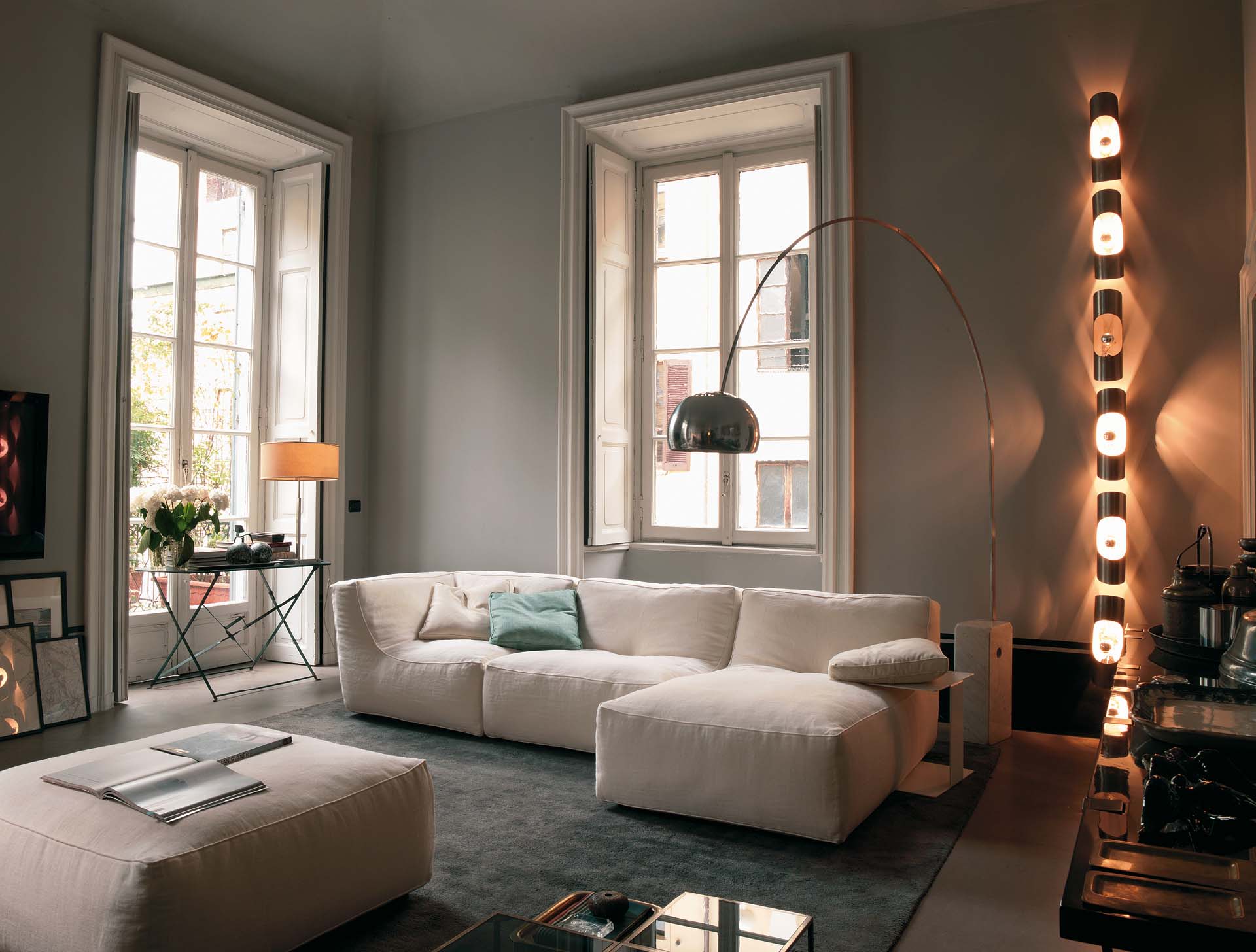 BEQUEMES UND LÄSSIGES SOFA NOE 